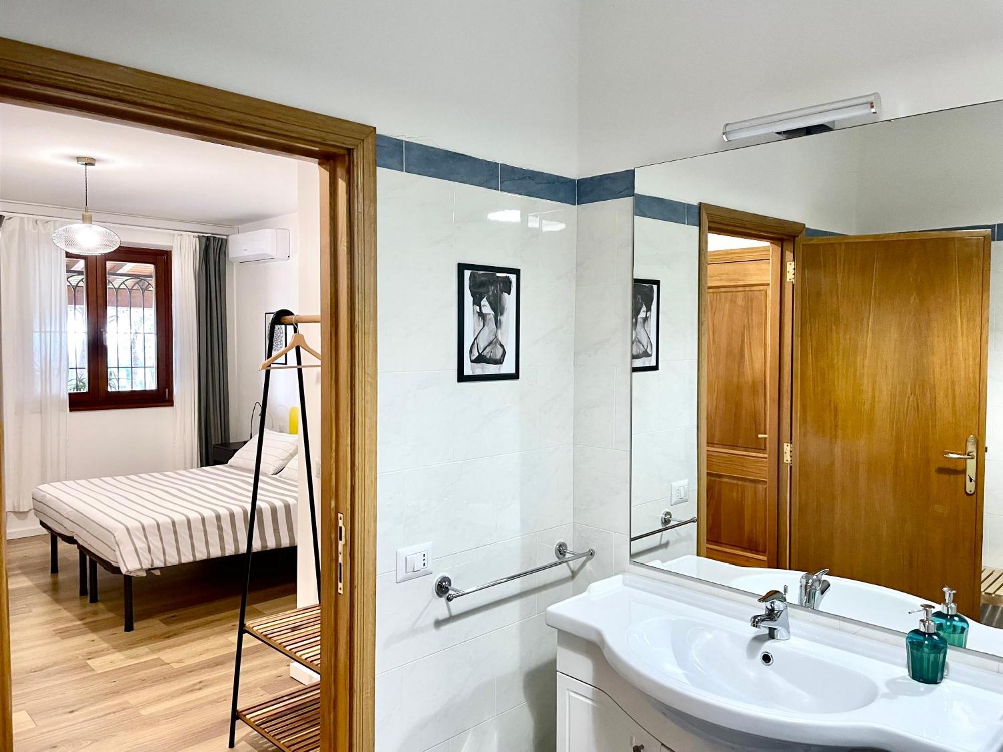 Botanea Guest House Fonte Nuova Phòng bức ảnh